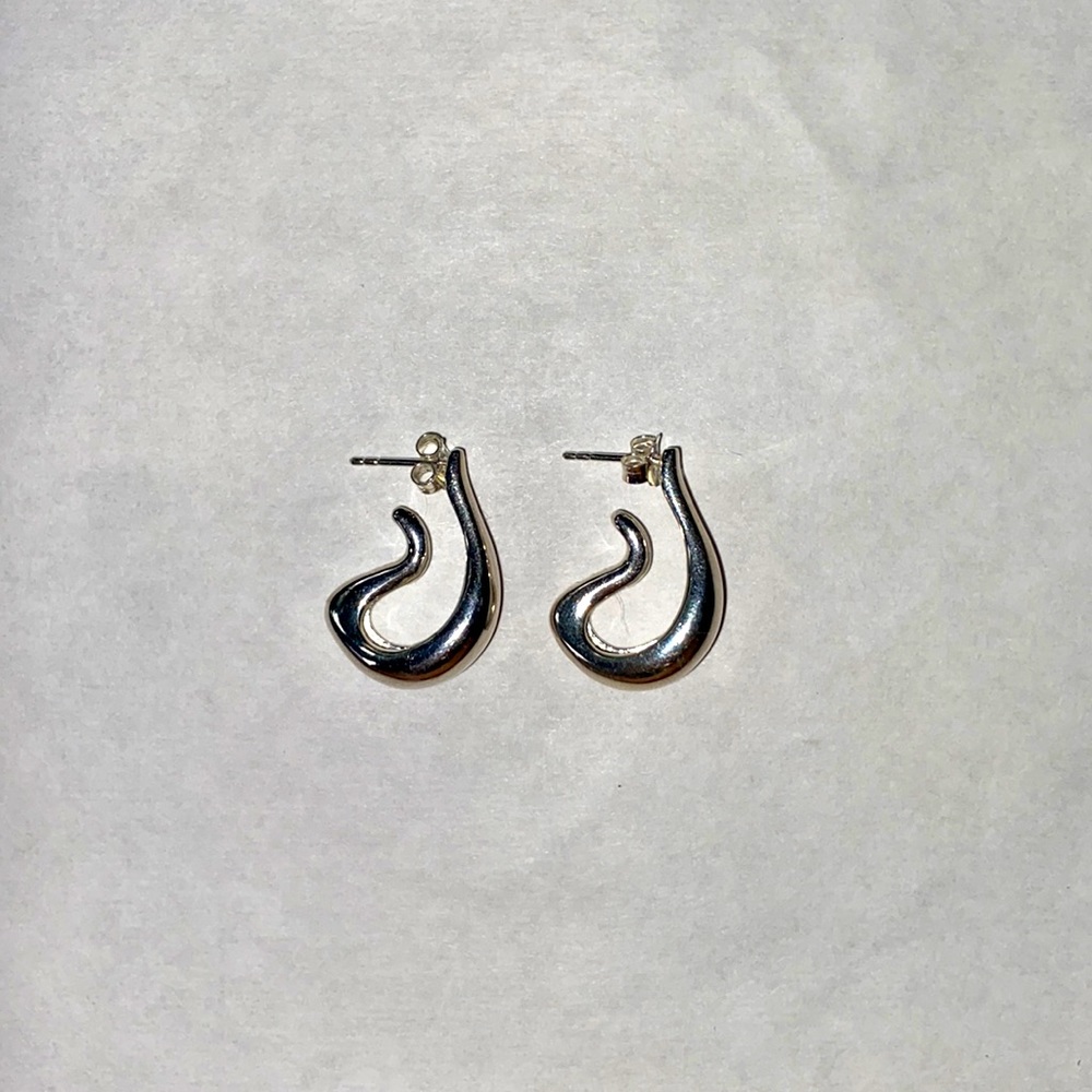 Silver colored earrings - Picture 1 of 2